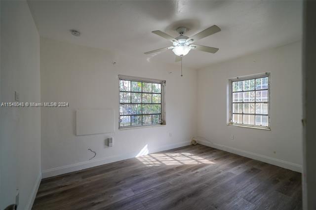 Foto del edificio - 2394 NW 4th St