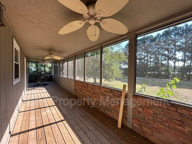 Building Photo - 4084 N Lexington Ln
