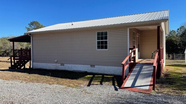 Foto del edificio - 680 McDowell Ln