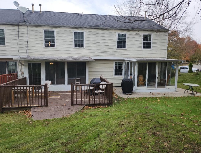 Building Photo - 5106 Empire Dr