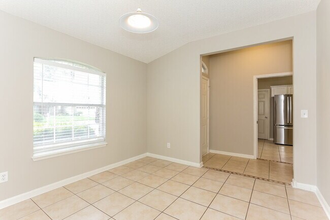 Foto del edificio - 3726 Woodbriar Dr