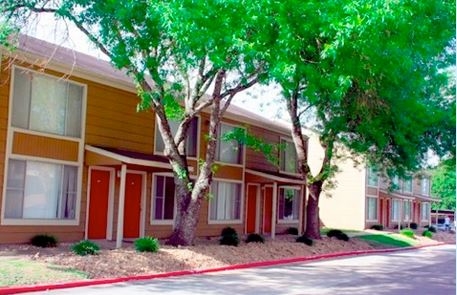 Unit Entrance - Treehouse Apartments