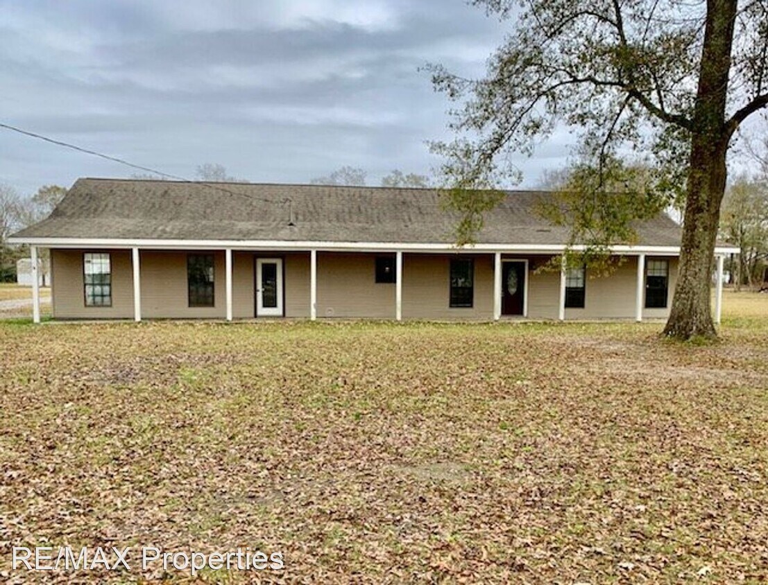 3 br, 2 bath House 13432 LeBlanc House Rental in Gonzales, LA