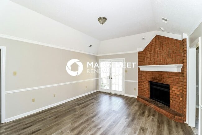 Building Photo - 3 Bedroom Pet-Friendly Home in Memphis, TN...