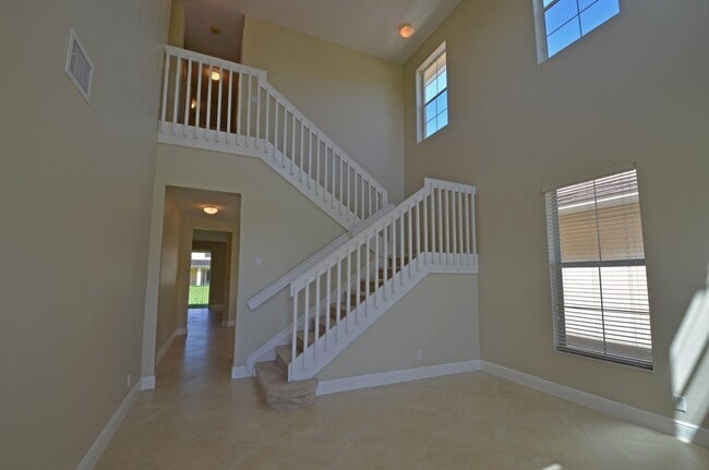 Building Photo - 379 Belle Grove Ln