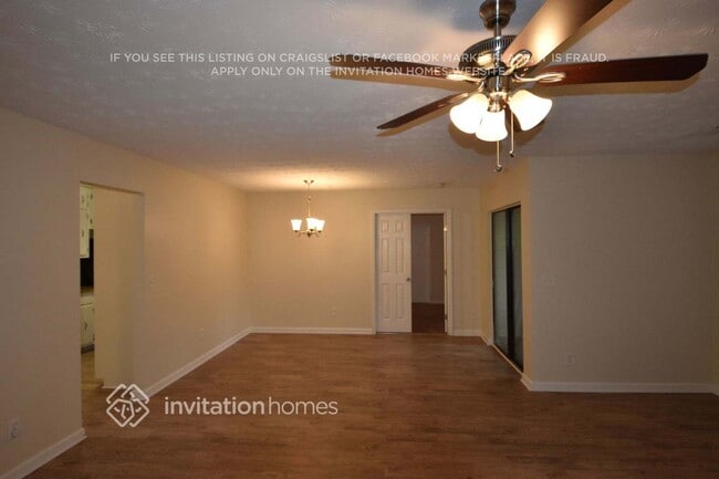 Building Photo - 1163 Sandalwood Dr