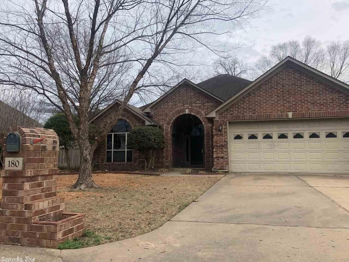 180 Deauville Dr, Maumelle, AR 72113 House Rental in Maumelle, AR