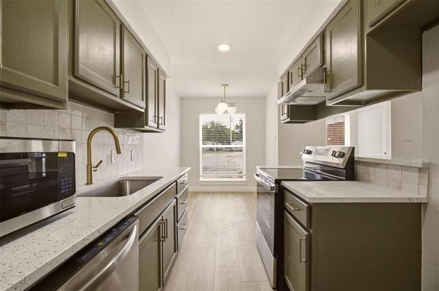 Foto del edificio - 908 Isbell Rd