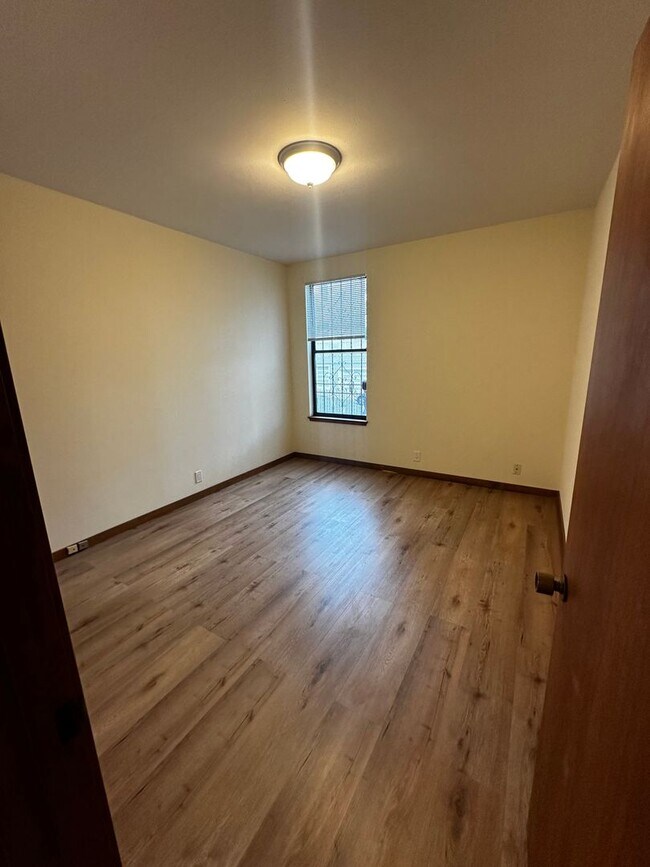 Foto del edificio - 1450-1452 Sutter Street/347 Fern Street (1157rc)
