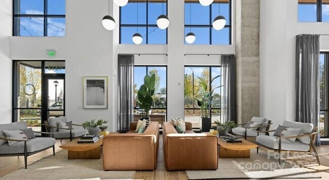 Foto del edificio - 4312 Yancey Rd