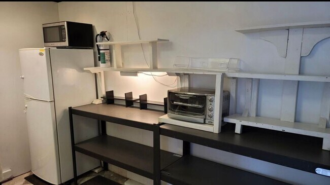 Foto del edificio - 732 Clubhouse Dr