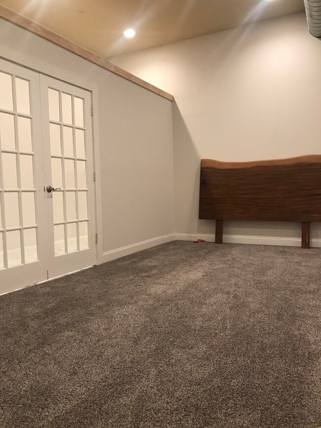 Building Photo - 809 N 2nd St