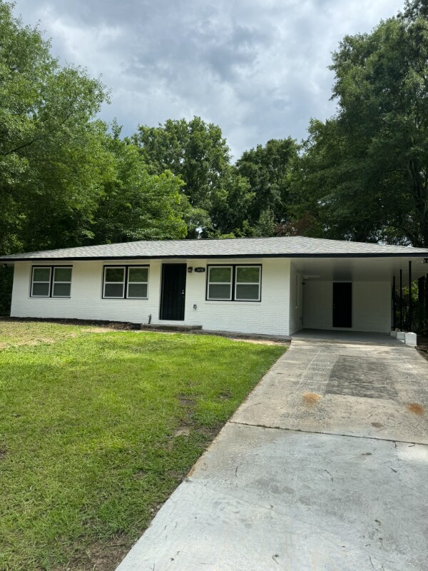 Foto principal - 3850 Spencer Cir