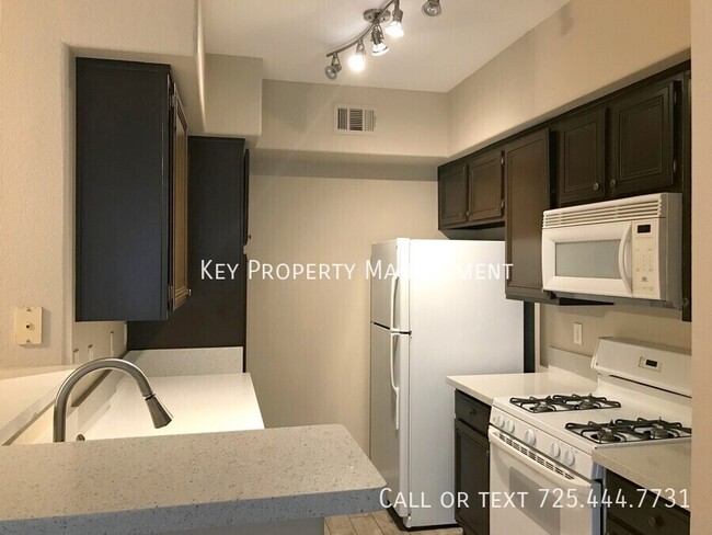 Building Photo - REMODELED 2 BR 2 BA CONDO NEAR 215/DURANGO