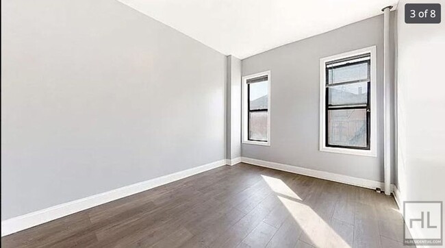 Building Photo - GRAND STREET - 2 Bedroom apartment near L ...