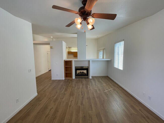 Foto del edificio - 143 Headwater Road