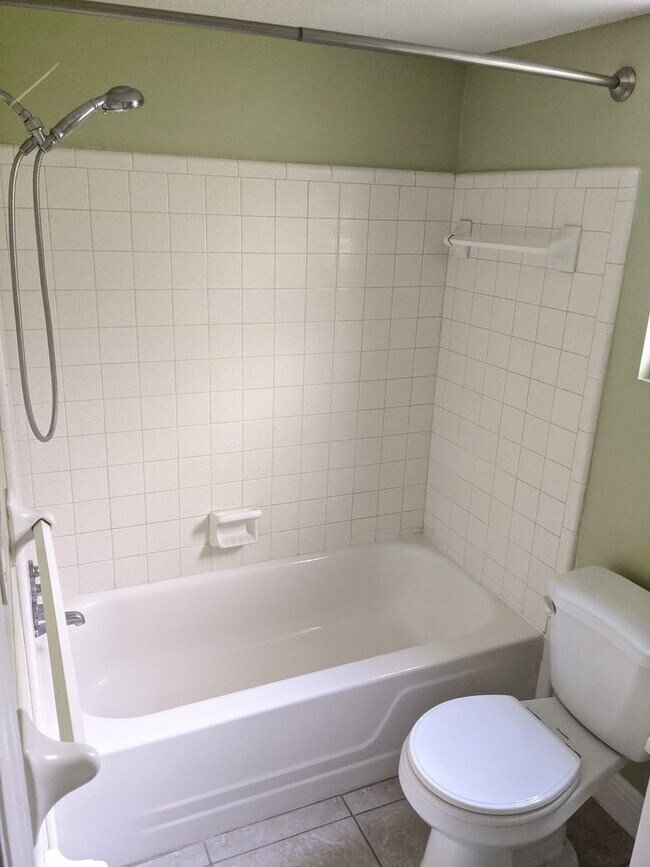 Foto del edificio - Charming 1 bed 1 bath apartment
