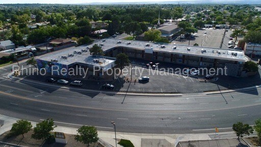 Building Photo - ** First Month Free** 2 Bedroom Apartment!