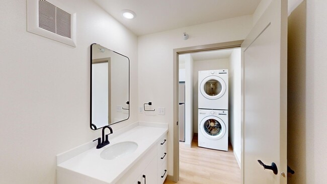 Interior Photo - Maple Rock Reserve