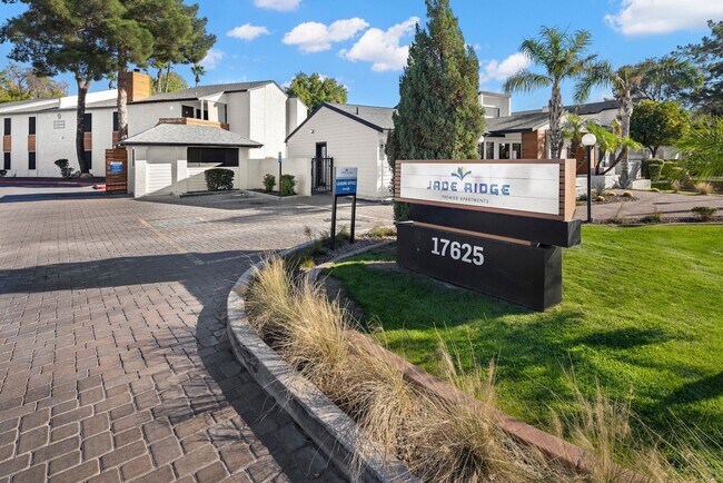 Foto del edificio - Jade Ridge Apartments