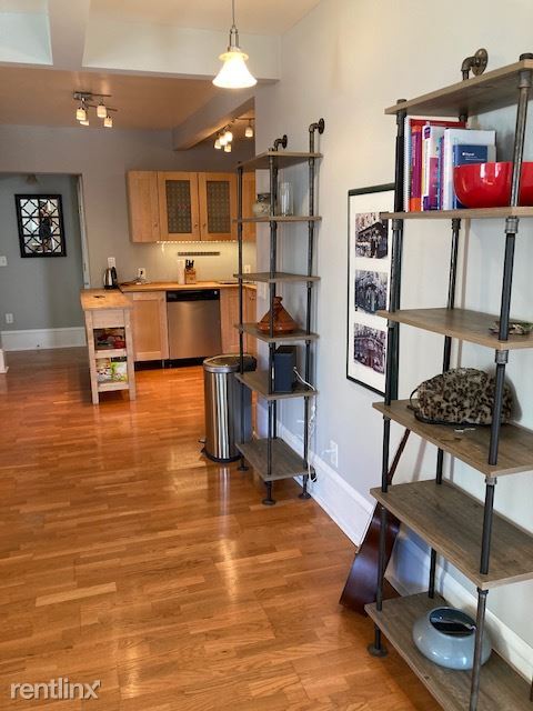Building Photo - 3 br, 2 bath Condo - 2717 Girard Ave S