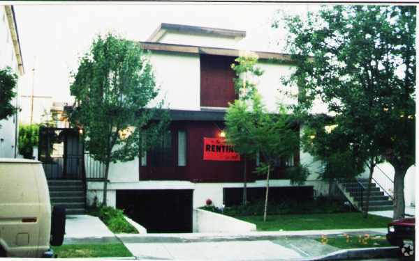 Building Photo - 1244 Stanley Ave