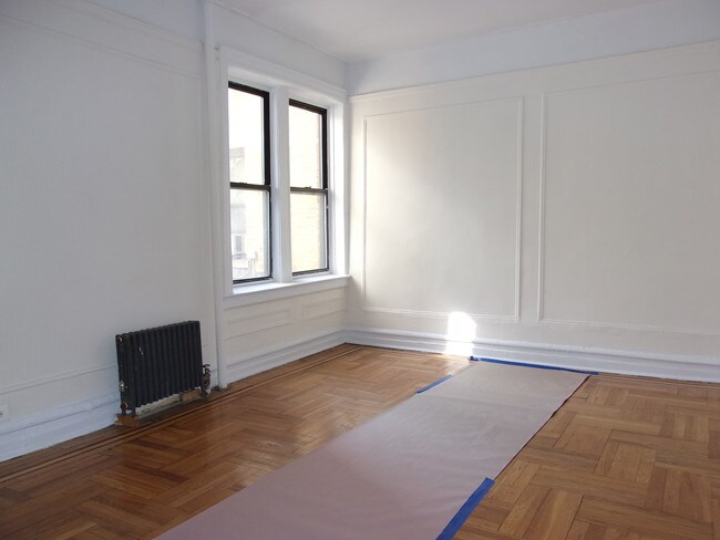 Foto del edificio - 2 Seaman Ave
