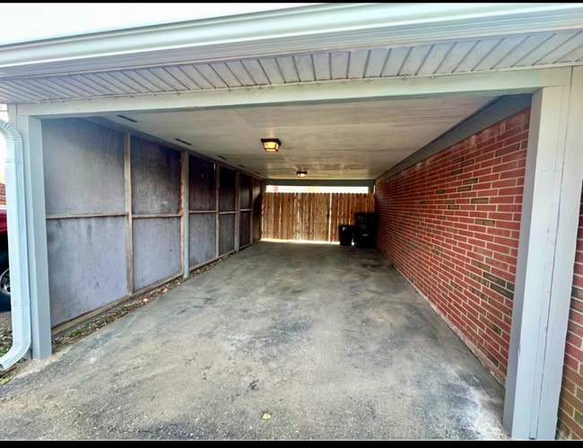 Photo - 716 Spicewood Dr House