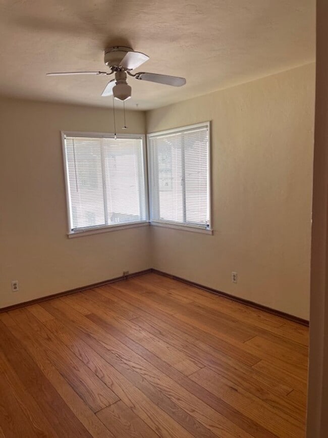 Foto del edificio - 5428 Claremont Ave