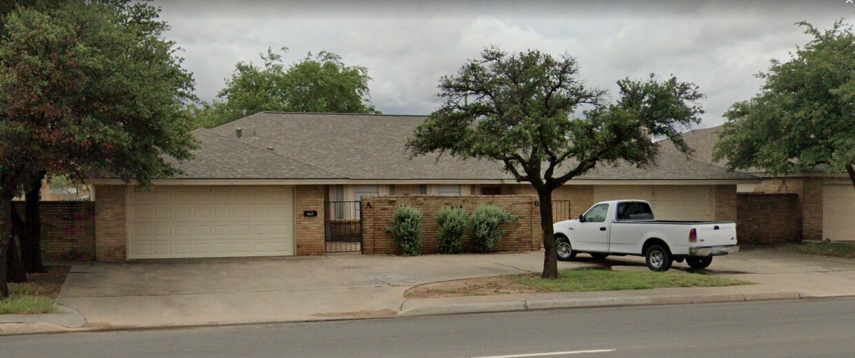 Building Photo - 4009 W Illinois Ave