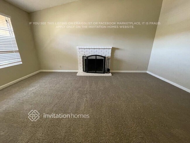 Foto del edificio - 508 Crested Dr