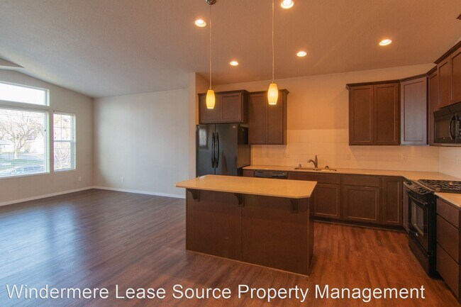 Foto del edificio - 2 br, 2 bath House - 1909 W Bridge Ave.