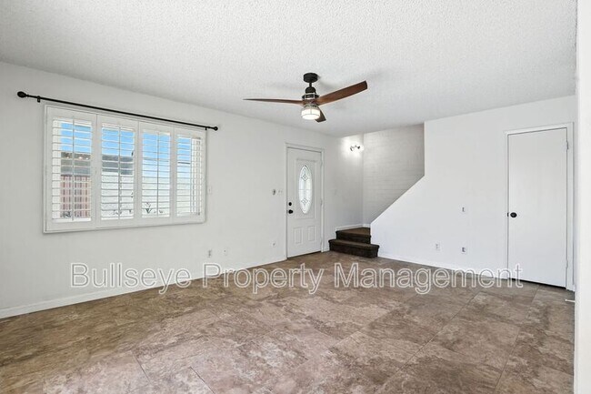 Building Photo - 7832 E Rovey Ave