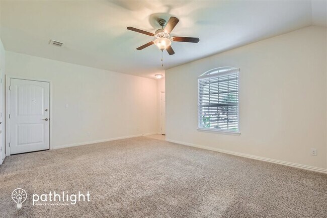 Foto del edificio - 1301 Deerfield Drive