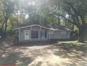 Building Photo - 3340 Harrison Rd