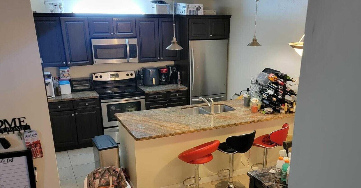 723 Mill Valley Pl, West Palm Beach, FL 33409 Townhome Rentals in