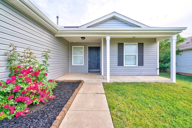 Photo - 10425 Aberdeen Dr House