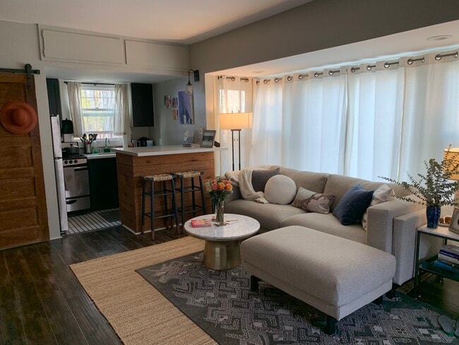 Foto del edificio - 257 Windward Ave