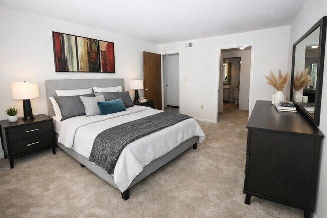 Foto del edificio - Waterford Square