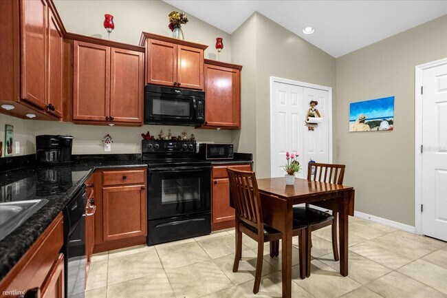 Building Photo - 3 br, 2 bath House - 3512 Yacht Club Court