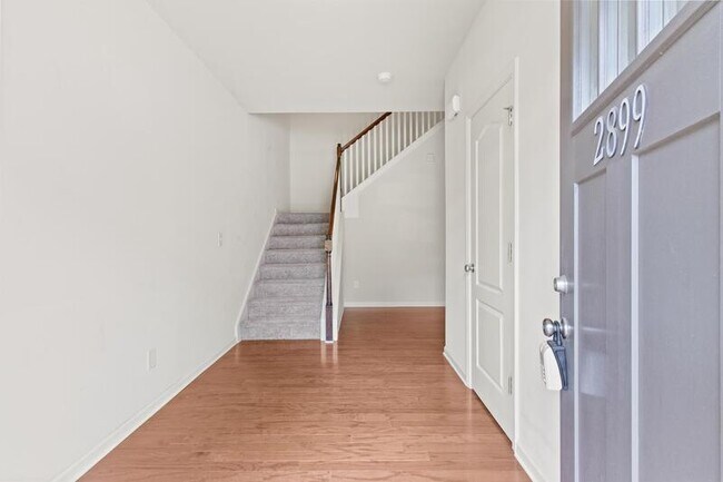 Building Photo - 2899 Cooper Brook Dr