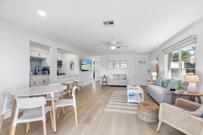 Building Photo - 174 Trinidad St