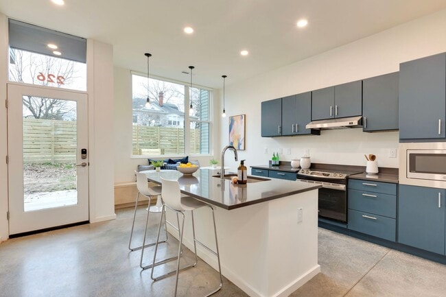Interior Photo - Private Room with Walk-In Closet – Utilities & WiFi Included