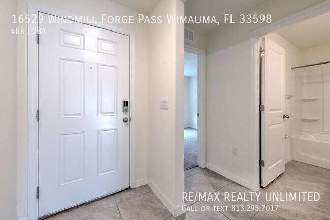 Foto del edificio - 16529 Windmill Forge Pass
