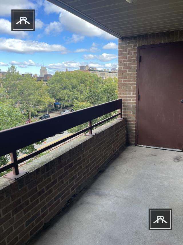 Foto del edificio - 2 bedroom in Brookline MA 02446