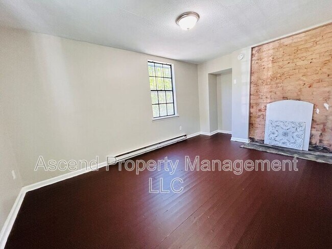 Building Photo - 3503 Dodson Ave