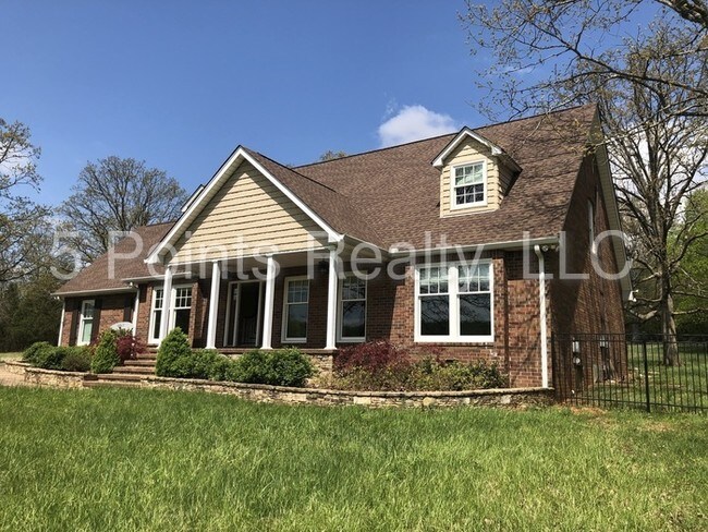 Building Photo - 8320 Rocky Fork Almaville Rd