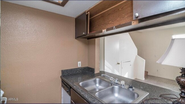Foto del edificio - 6302 N 64th Dr