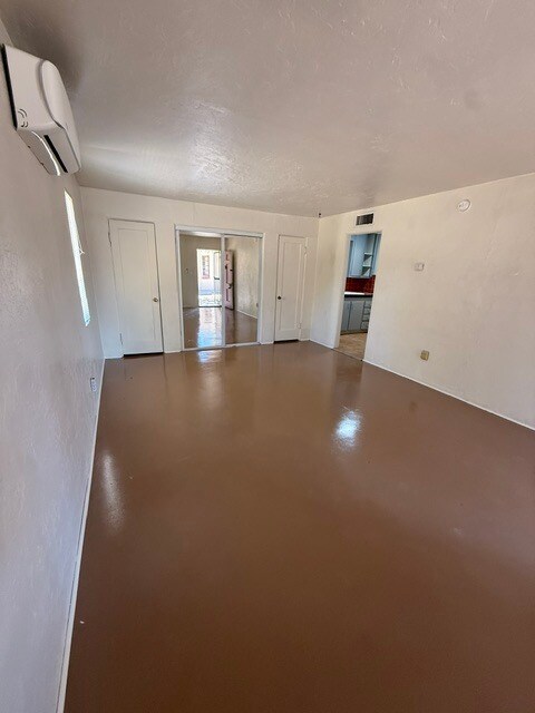 Foto del edificio - Town Home For Rent