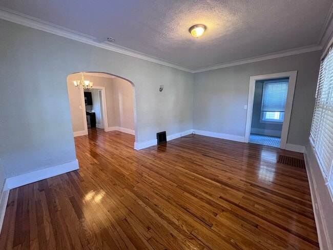 Building Photo - Beautiful Four Bedroom Home with Central Air!